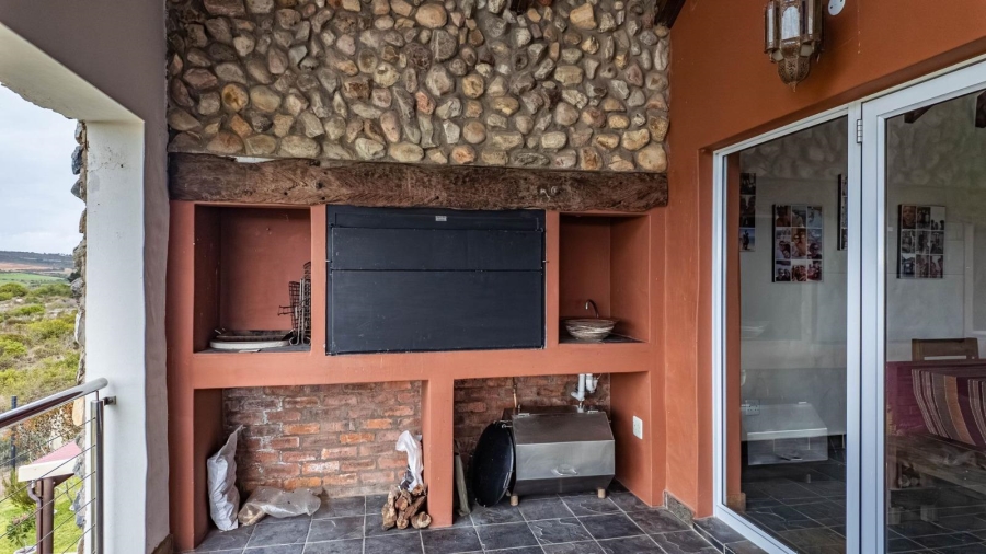 3 Bedroom Property for Sale in Reebok Western Cape